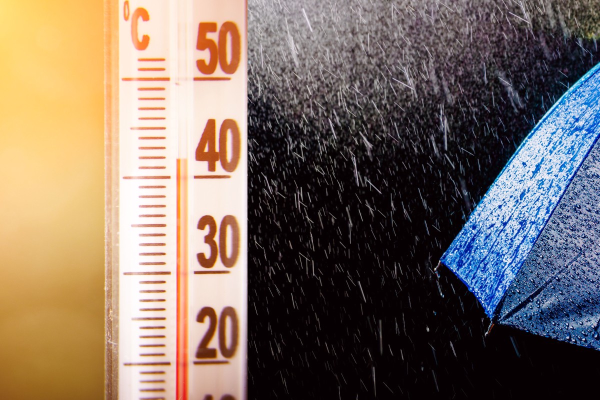 Cât durează codul roșu de caniculă. Meteorologii anunță ploi