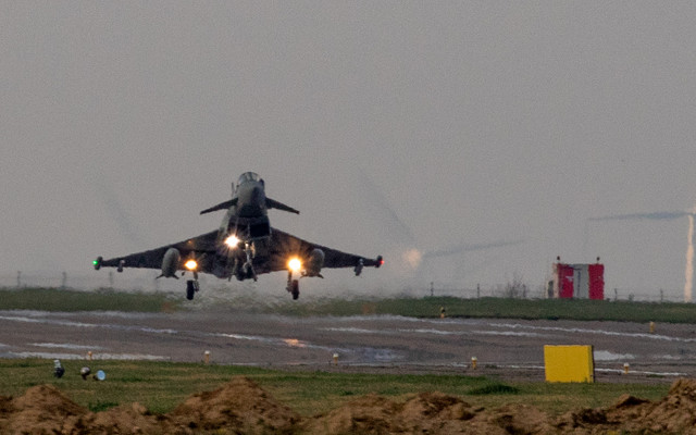 Alarmă de atac cu drone în Tulcea. Două aeronave britanice de luptă Eurofighter Typhoon au fost ridicate. A fost emis mesaj RO-Alert