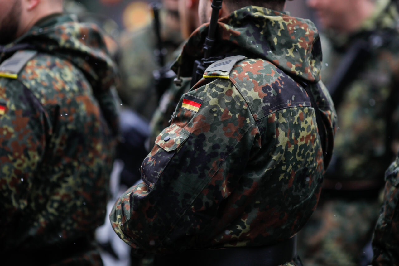 Fenomen în Germania. De ce au crescut brusc cererile de înrolare în armată. Ce include noul program