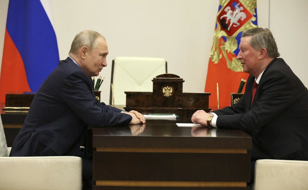 Președintele care n-a fost, un silovik fără clan. Cine a fost Serghei Ivanov, „camaradul” lui Putin care putea deveni liderul Rusiei în 2007. A decedat la 73 de ani, după ce a supraviețuit propriei morți politice