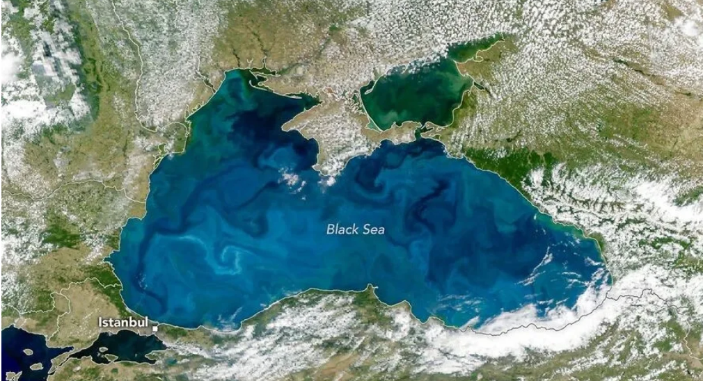 Imagini de la NASA. De ce Marea Neagră ar fi devenit turcoaz