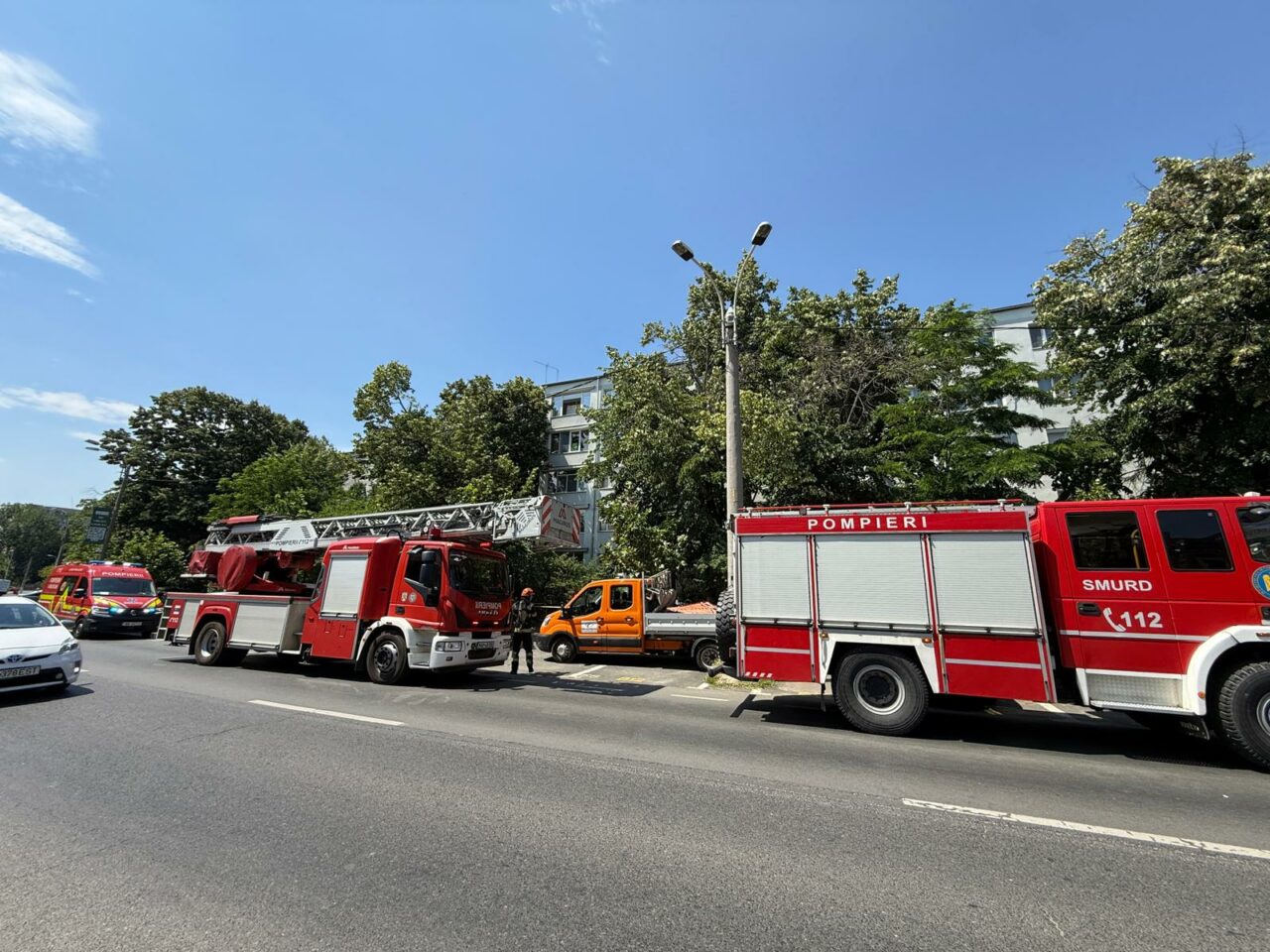 Pericol de explozie la un bloc din București. 90 de persoane au fost evacuate
