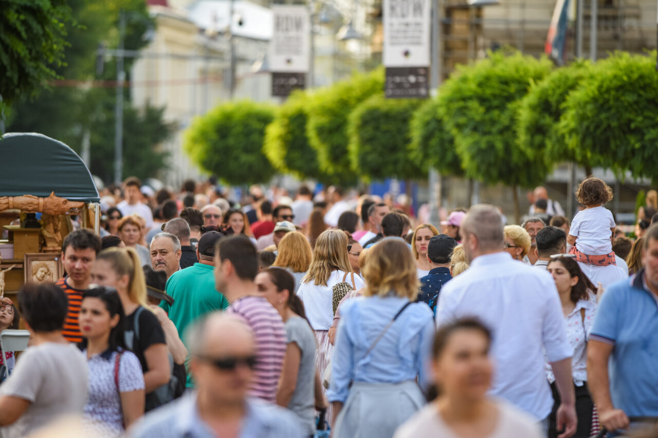 Sondaj Curs: 73% dintre bucureșteni consideră că România merge într-o direcție greșită