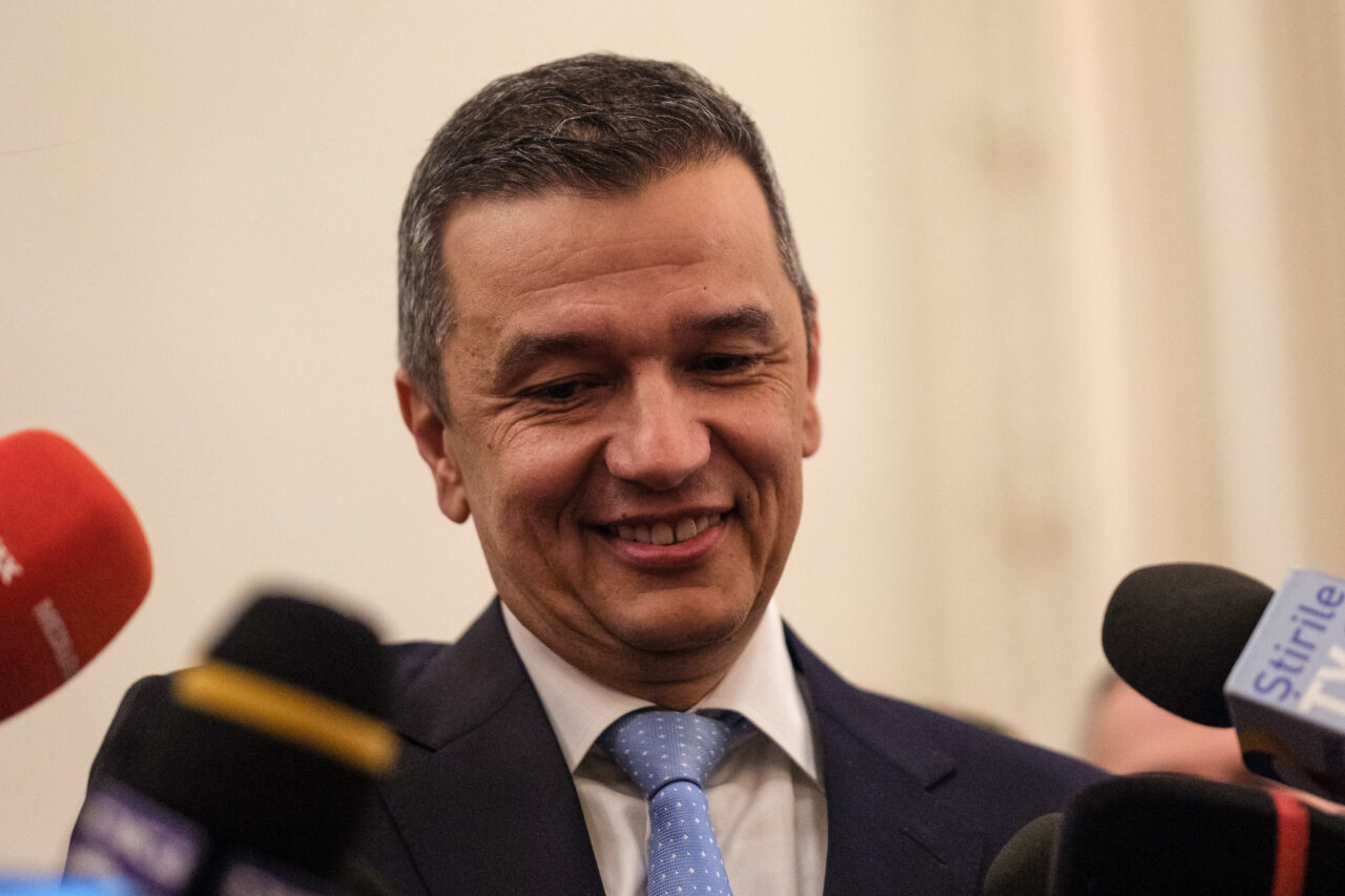 PSD decide marți dacă îl susține pe Luca Niculescu pentru funcția de premier. Întâlnirea are loc la ora 14:00