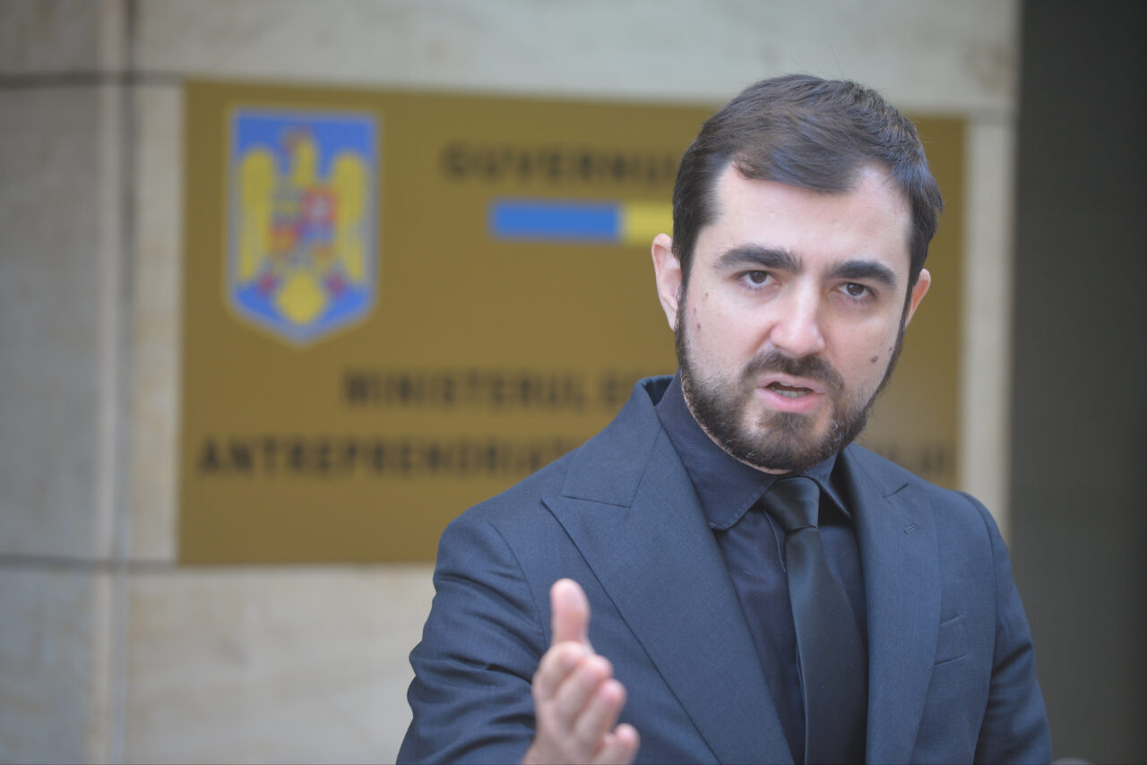 Un fost ministru USR are 5 priorități pentru Guvernul Veștea: „Mai bine reducem taxarea pentru toți decât să mai creștem iar cheltuieli la stat”