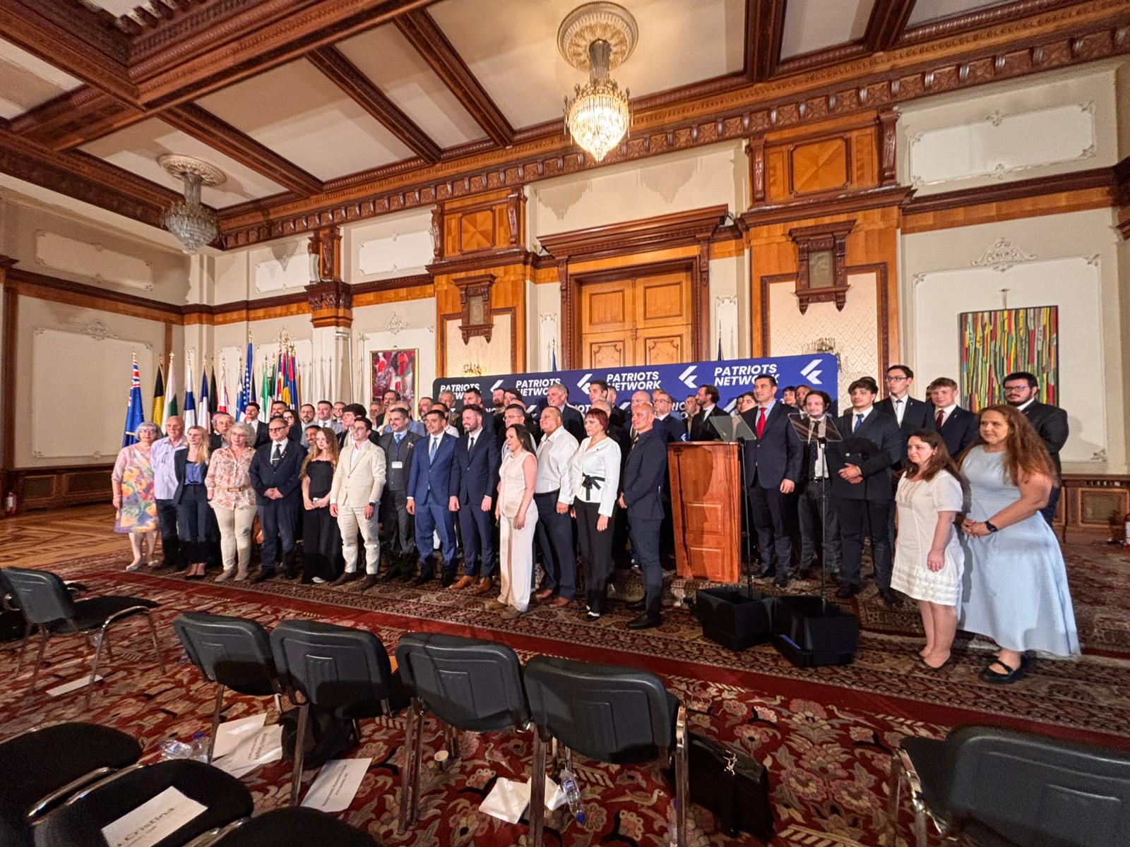 AUR și Patriots Network au organizat o conferință internațională la Palatul Parlamentului pentru a discuta viitorul Europei