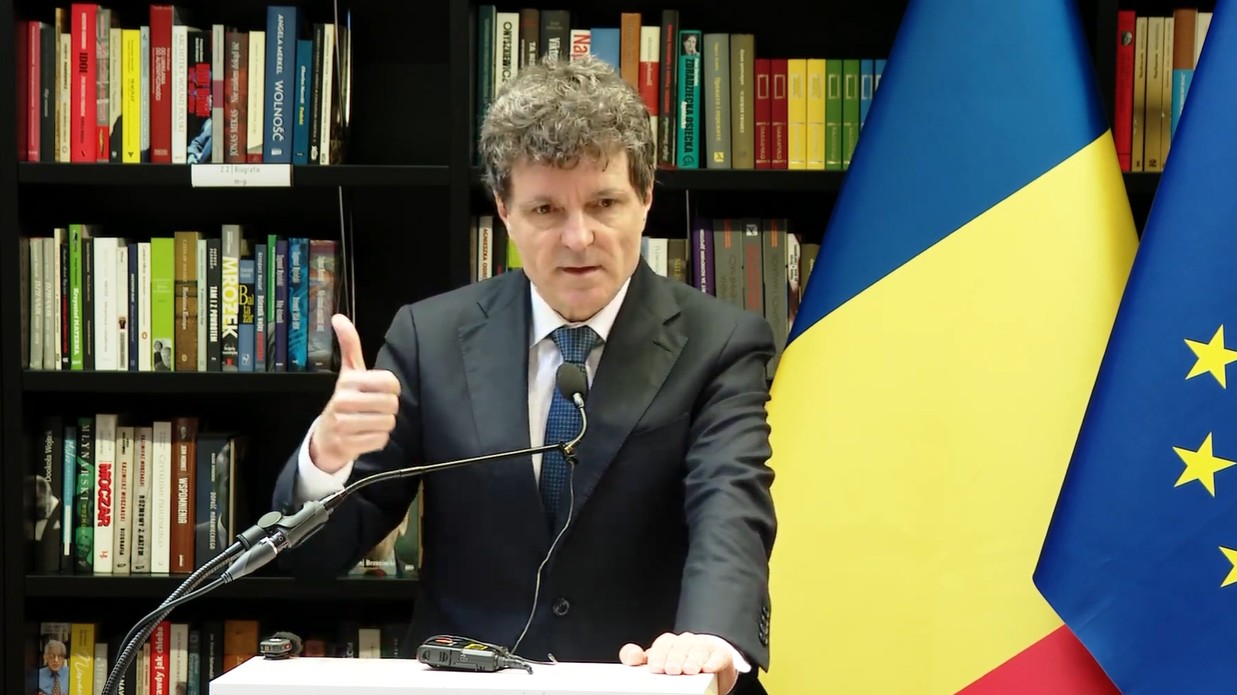 Nicușor Dan: „Între un câine care latră și un câine care mușcă, eu aleg câinele care mușcă”. La cine se referă președintele