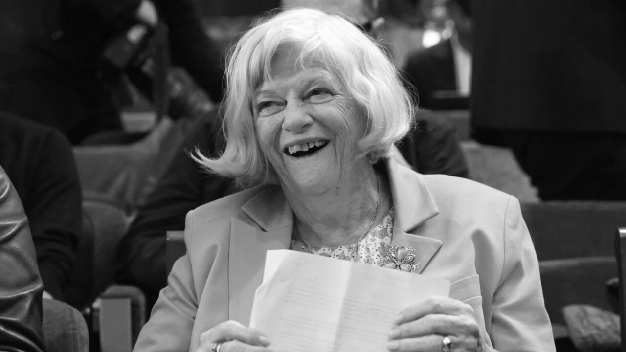 Anchetă pentru omor în cazul morții fostului ministru britanic Ann Widdecombe. Poliția caută suspectul