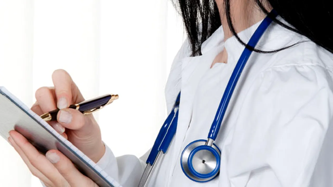 Medicii din România se revoltă din cauza legii salarizării: „Baftă, România, la sănătate!” / „Am ales să rămân în țară” / „Nota de plată nu o vor achita medicii”