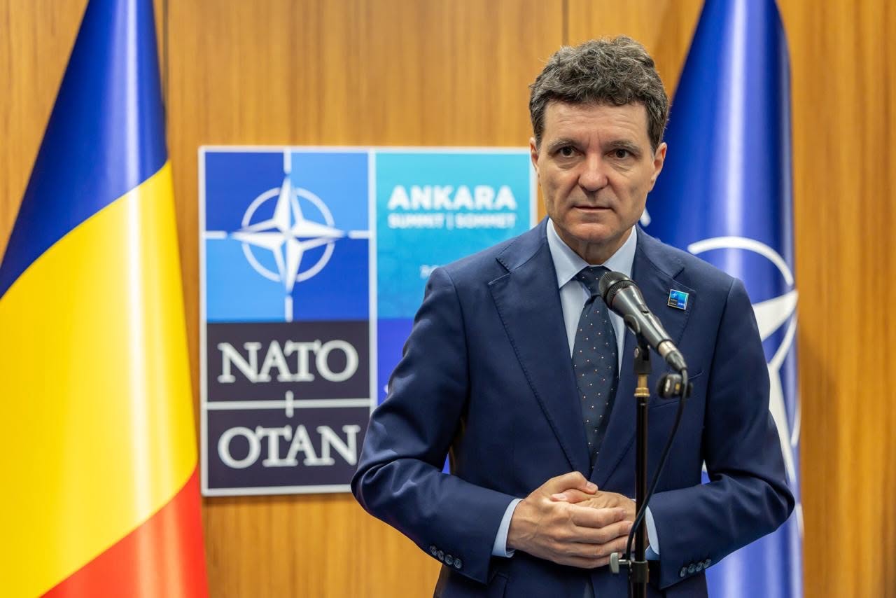 Document semnat la Summitul NATO. Nicușor Dan: „România, Bulgaria și Turcia extind misiunile de combatere a minelor marine din Marea Neagră”