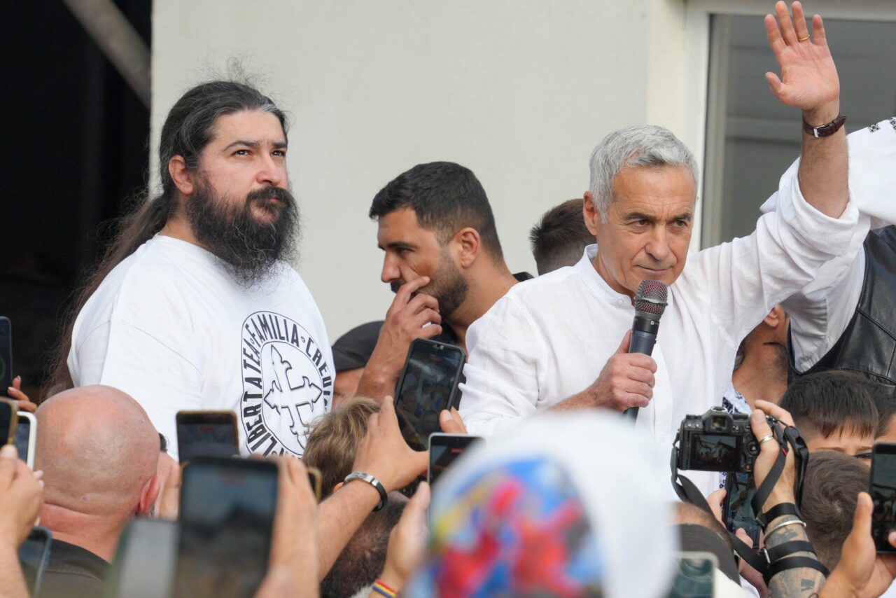 AUR, alături de Călin Georgescu la Domnești. Ce mesaj a postat partidul lui George Simion