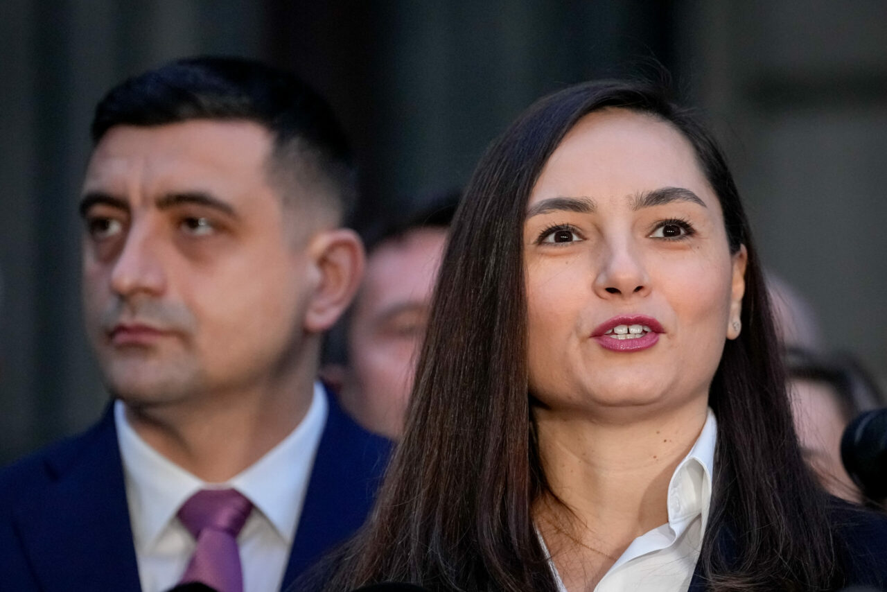 Anamaria Gavrilă, în război cu partidul lui George Simion: ”Spor la propagandă. AUR nu a votat ca să plece Bolojan”