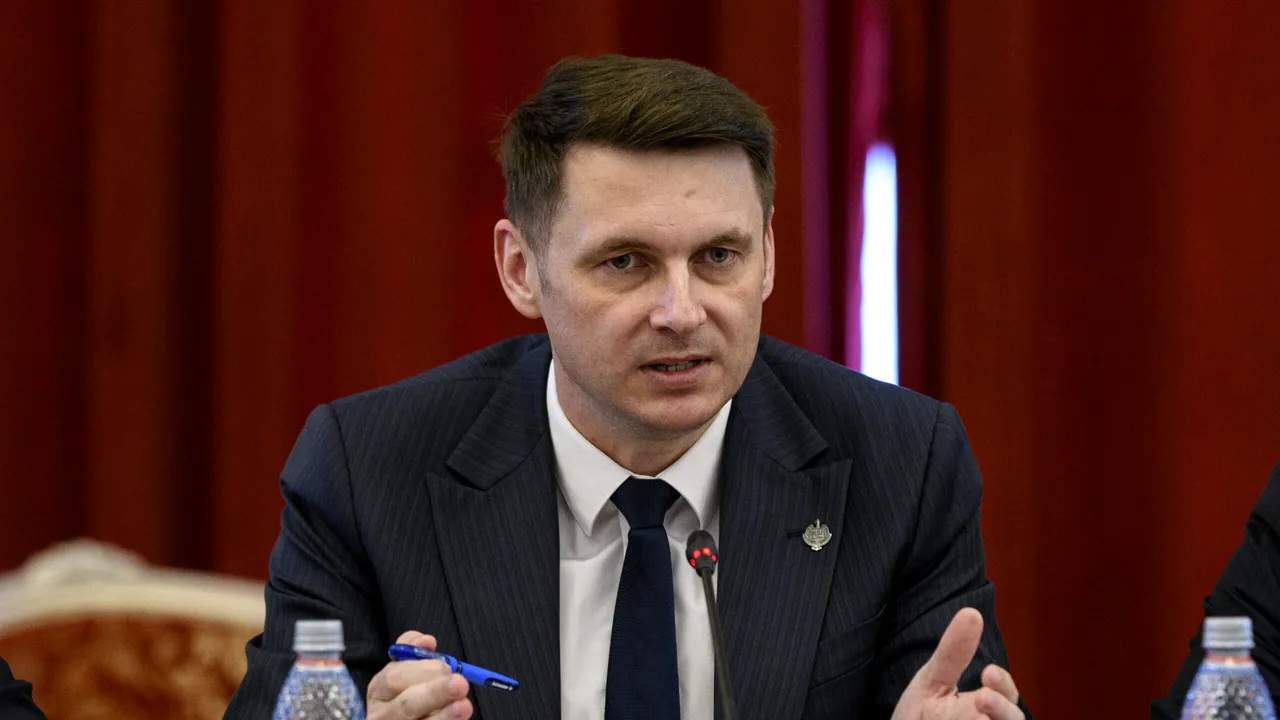 Președintele Senatului, Mircea Abrudean, anunță redeschiderea dezbaterii legii ANI, fără amendamentul referitor la Dominic Fritz.