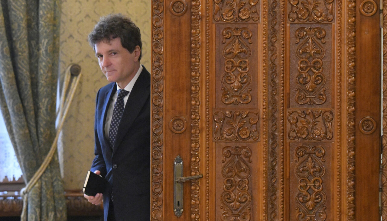 Nicușor Dan se întâlnește la Cotroceni cu liderii fostei coaliții. Programul consultărilor