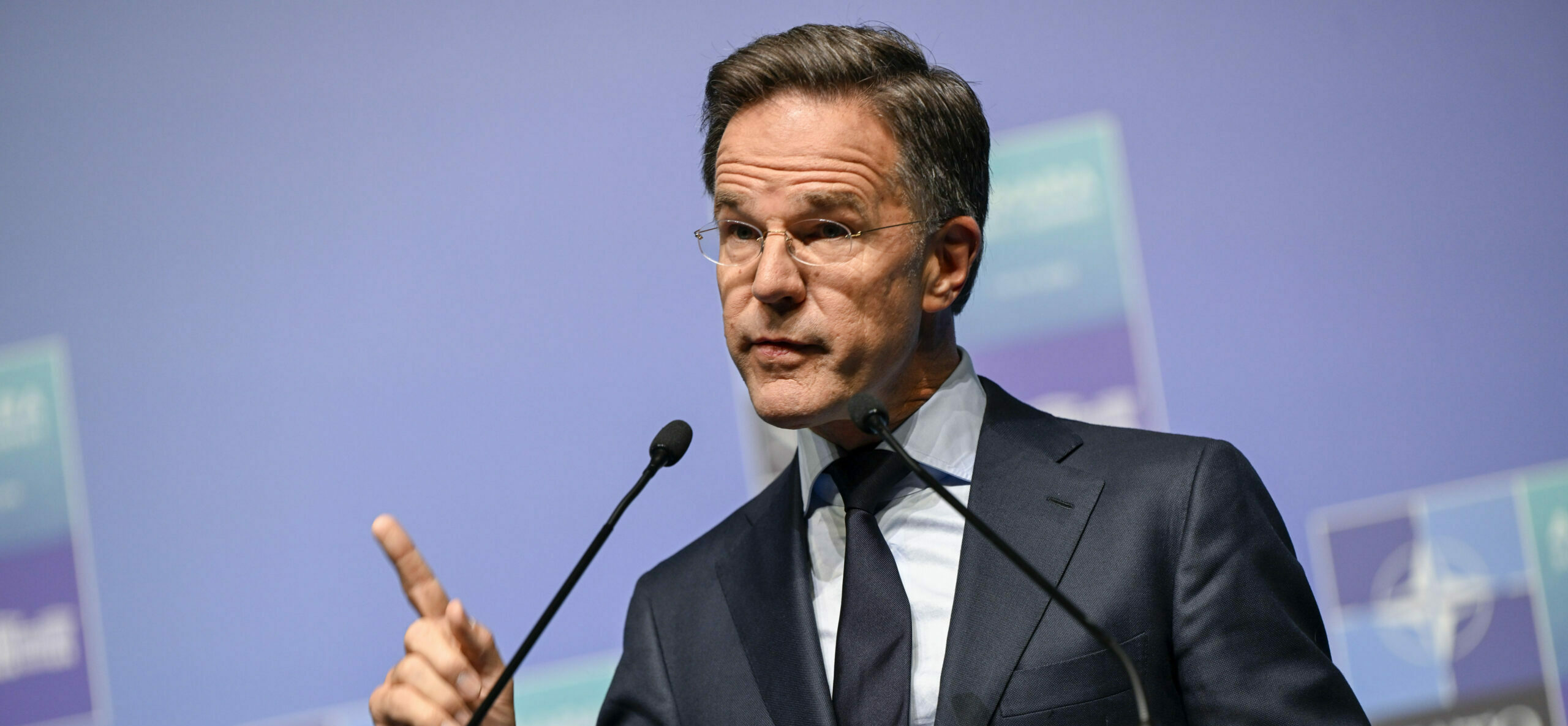 POLITICO: Rutte promovează conceptul „Made in NATO”, dar planul intră în coliziune cu strategia UE de a cumpăra armament european