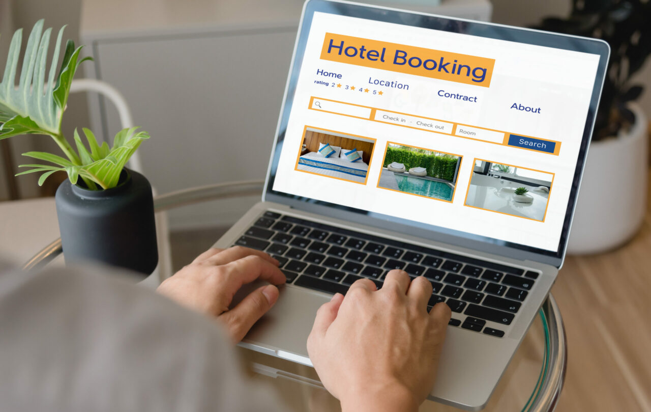 Airbnb și Booking iau amploare în România. Câte locuințe pot fi închiriate pe termen scurt, la nivel național