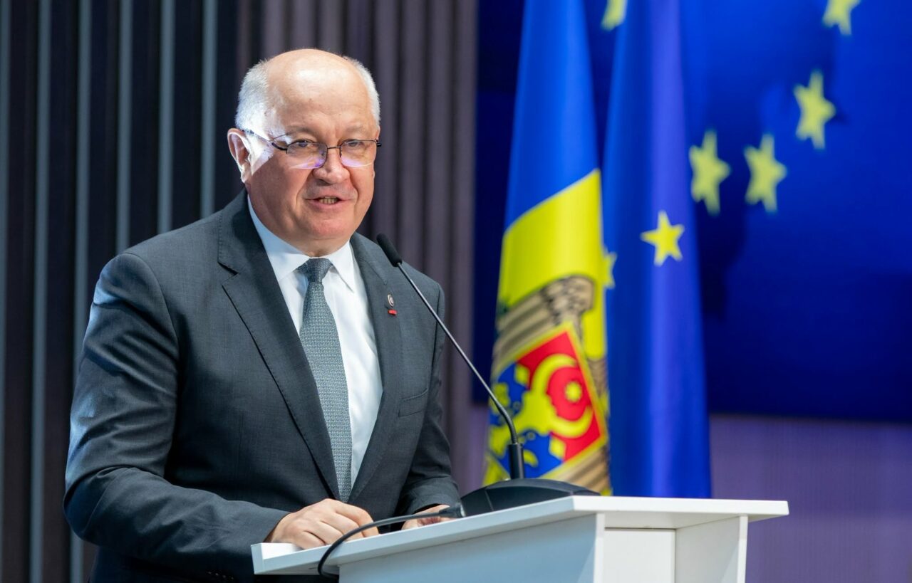 Cutremur politic la Chișinău. Premierul Alexandru Munteanu a demisionat
