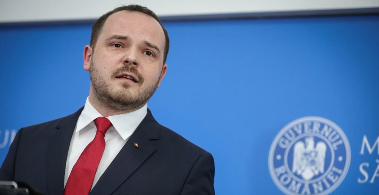 Alexandru Rogobete cere demisia urgentă a șefului CNAS. „Accesul la medicamente nu este o falsă criză”