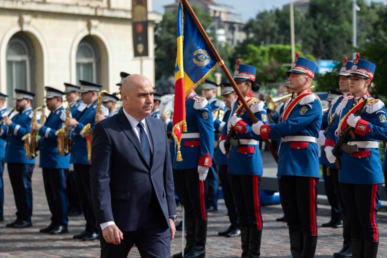 Ilie Bolojan a participat la evenimentul organizat cu ocazia împlinirii a 164 de ani de la înființarea MAI. Ce mesaj le-a transmis angajaților