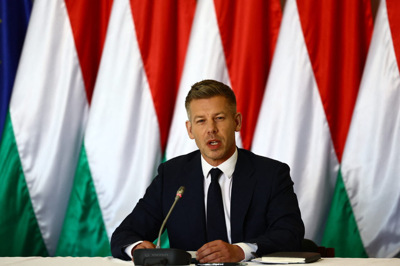 Peter Magyar propune reducerea vârstei de vot la 16 ani și îl acuză pe Orban că a transformat Parlamentul „într-o instituție lipsită de importanță”