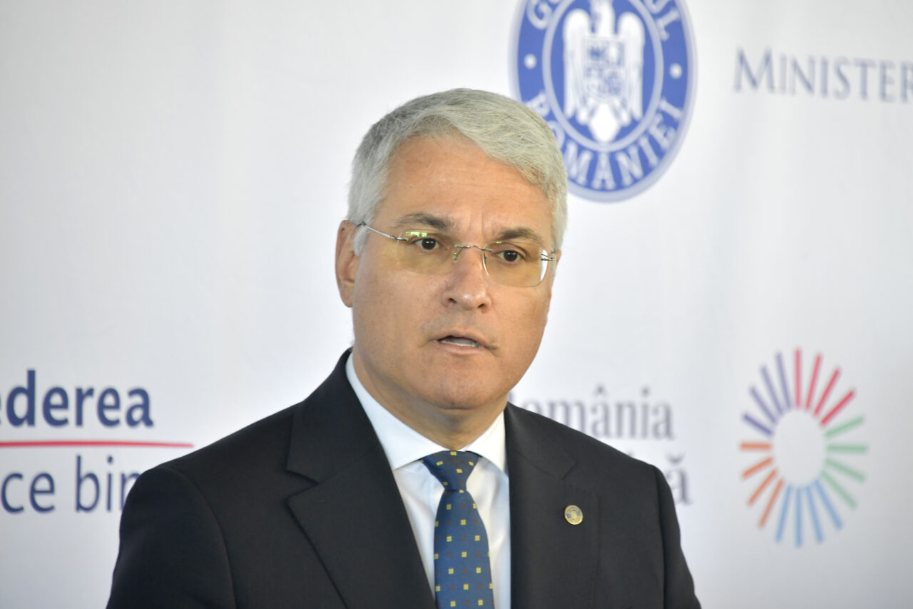 Dragoș Pîslaru anunță că propunerea de renegociere a PNRR a fost aprobată de Comisia Europeană. Ce reproșează PSD
