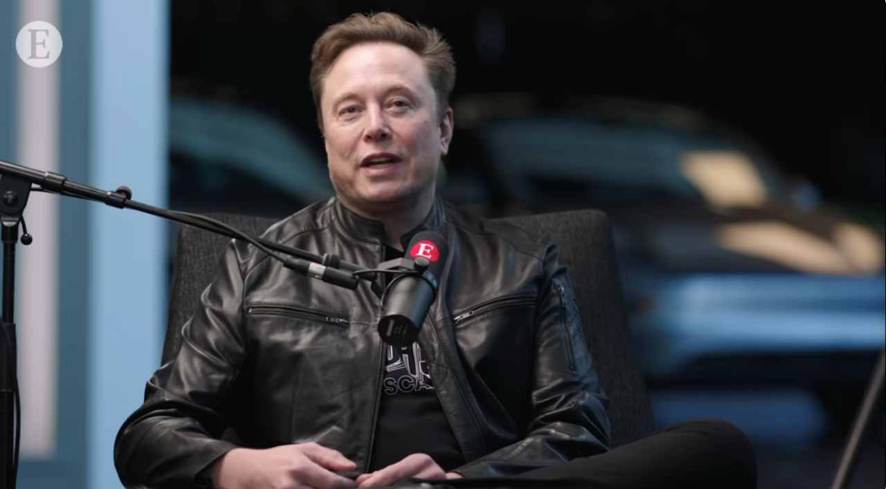 Elon Musk preconizează că inteligența artificială ar putea depăși inteligența umană în 5 ani