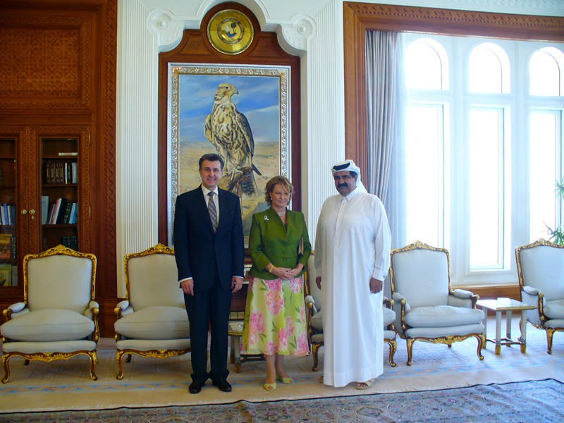 Mesajul Familiei Regale a României la moartea fostului emir al Qatarului, șeicul Hamad bin Khalifa Al Thani