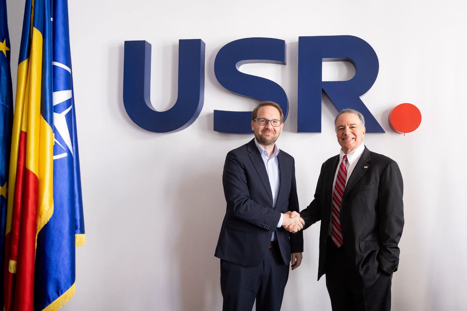 Dominic Fritz s-a întâlnit cu ambasadorul SUA la sediul USR