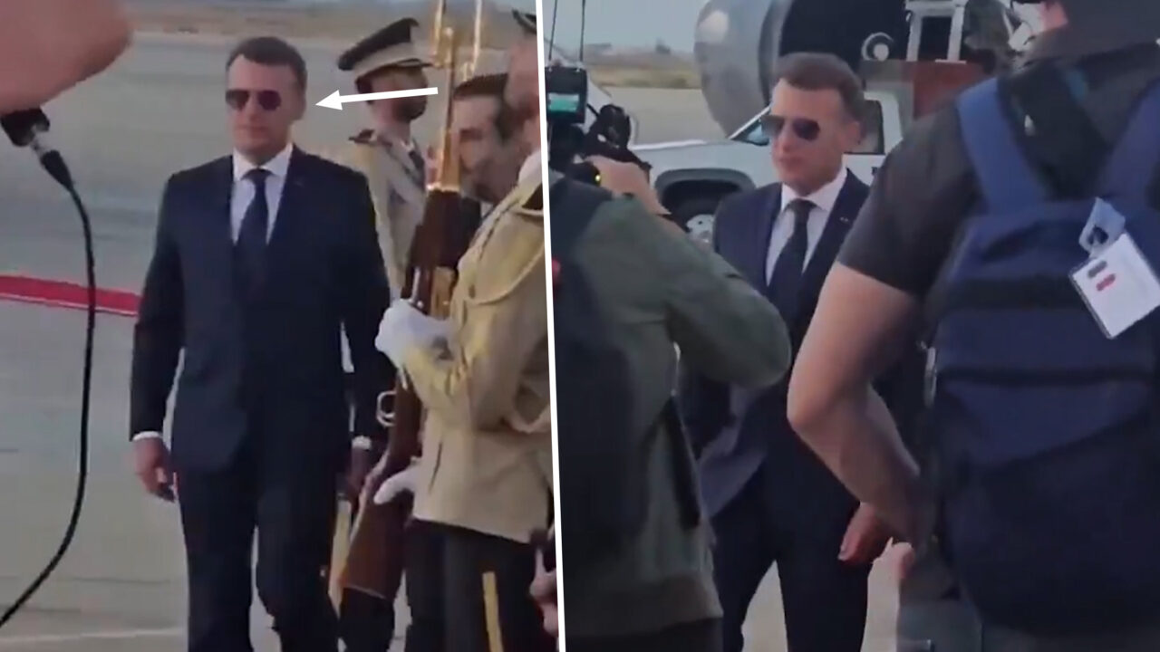 Emmanuel Macron, primul lider occidental care vizitează Siria de după războiul civil. Președintele Franței a venit cu nelipsiții ochelari de soare