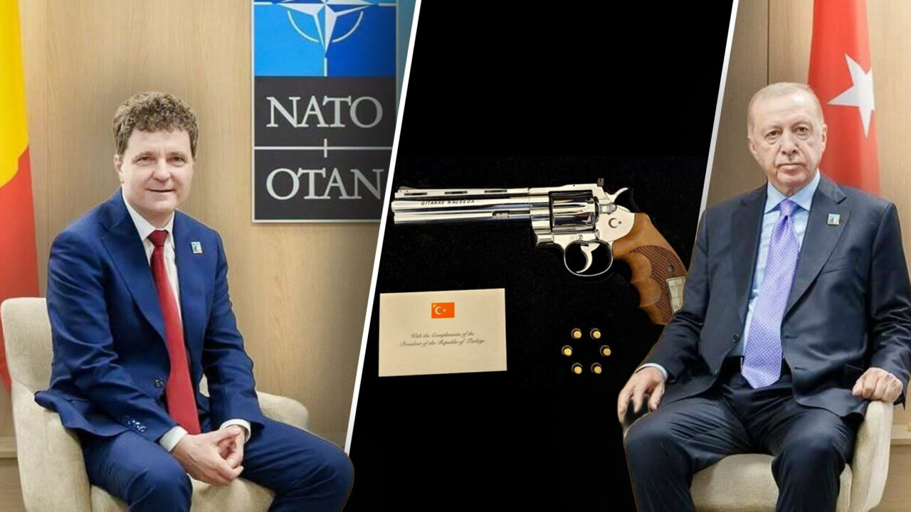 Ce scrie pe biletul care a însoțit revolverul Gumusay Magnum pe care l-a primit Nicușor Dan de la Recep Erdogan. Gândul a obținut mesajul