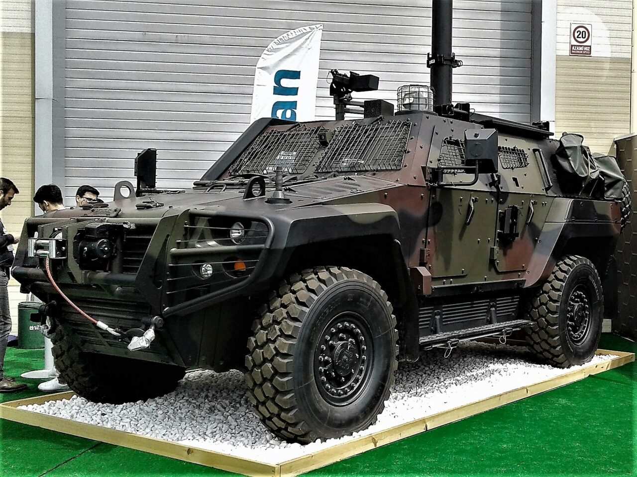 Primele vehicule blindate COBRA II, produse în România, au fost recepționate de MApN
