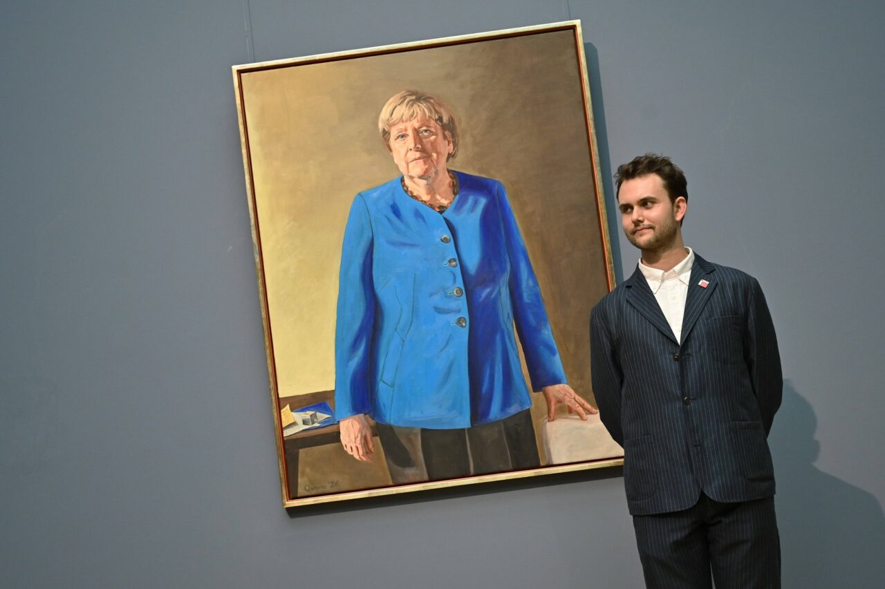 Potretul lui Merkel atrage tot mai mulți vizitatori la Muzeul Bode din Berlin
