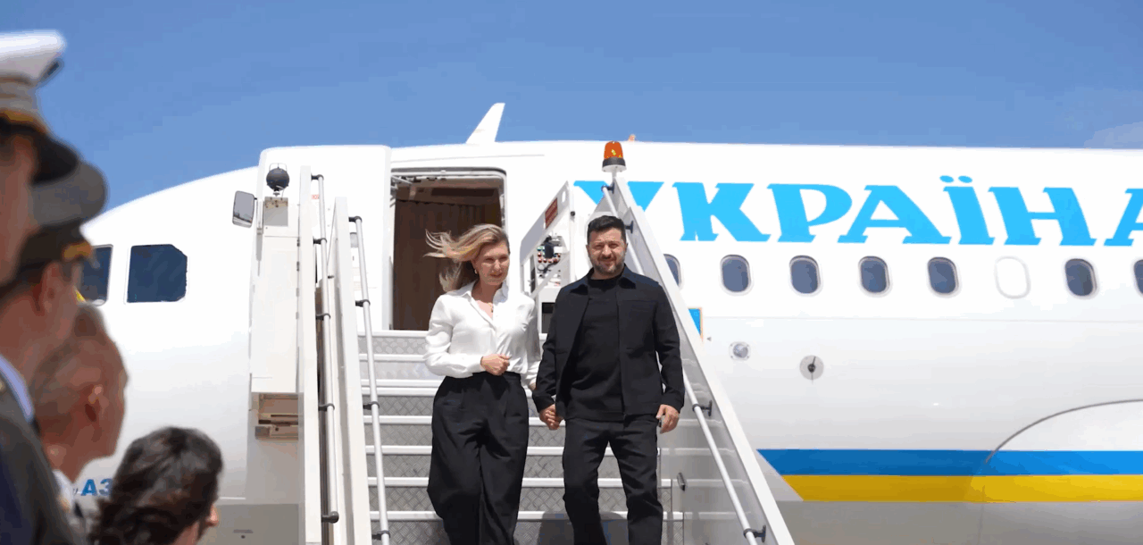 Volodimir Zelenski a ajuns la Paris. Președintele Ucrainei va participa la reuniunea Coaliției de Voință. Ce subiecte au pe agendă liderii europeni