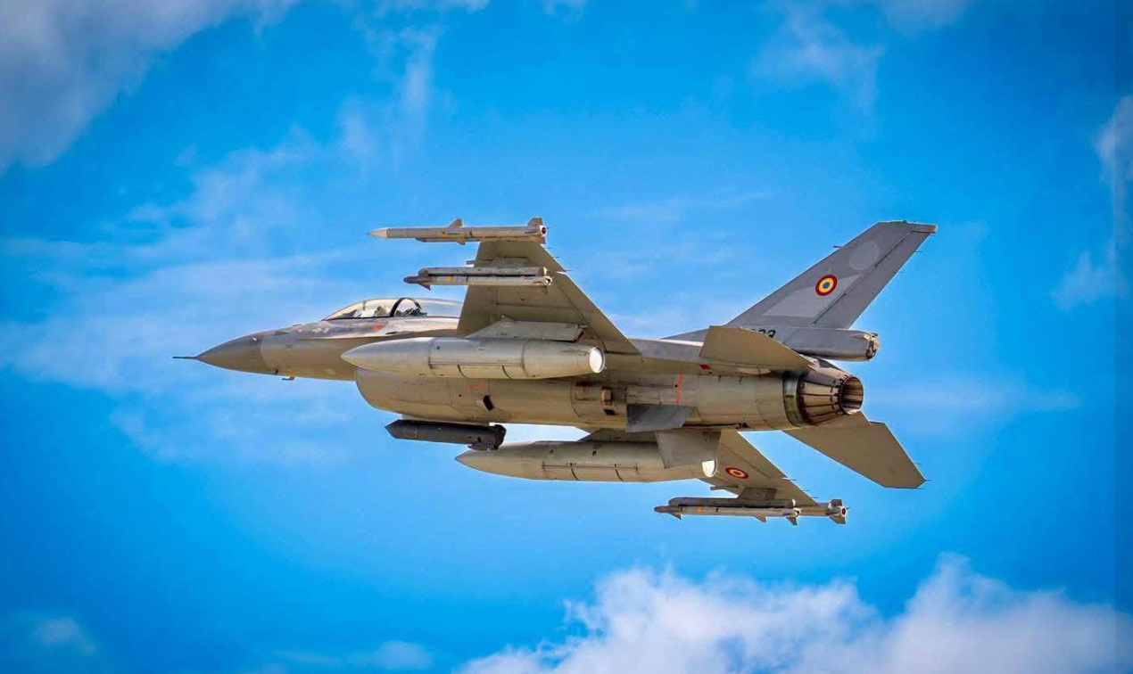 MApN, primele detalii după doborârea unei drone în spațiul aerian național: „O aeronavă F-16 a angajat ținta aeriană cu o rachetă și a doborât-o”