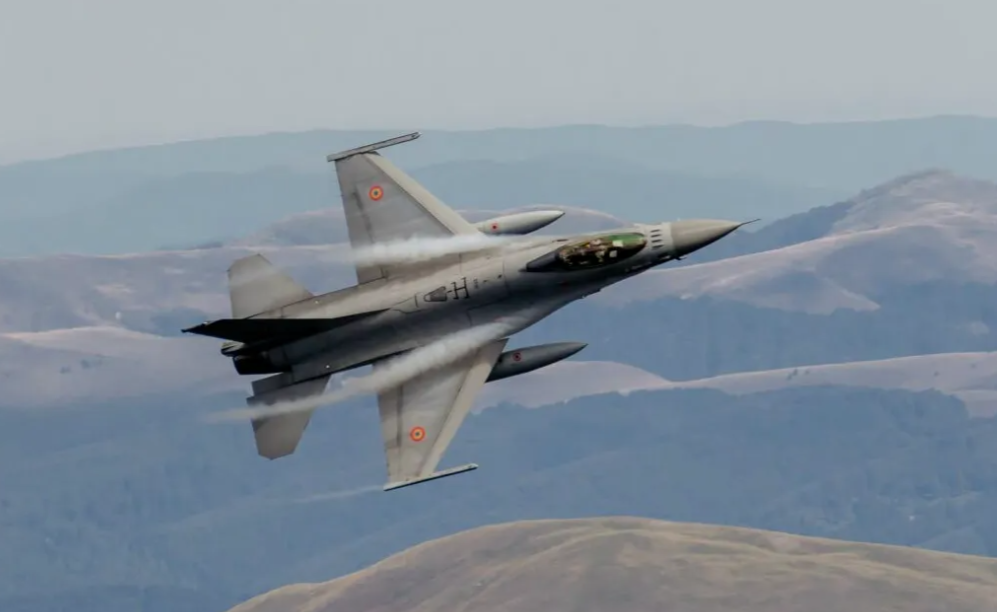 De ce nu se fac publice numele piloților de pe aeronavele F-16 care au doborât dronele. Anunțul făcut de Baza 86 Aeriană Borcea