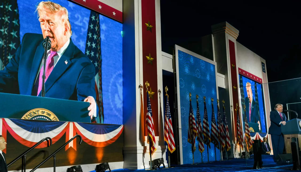 Trump continuă să atace ideologiile de stânga: „Un social democrat este tot un comunist”