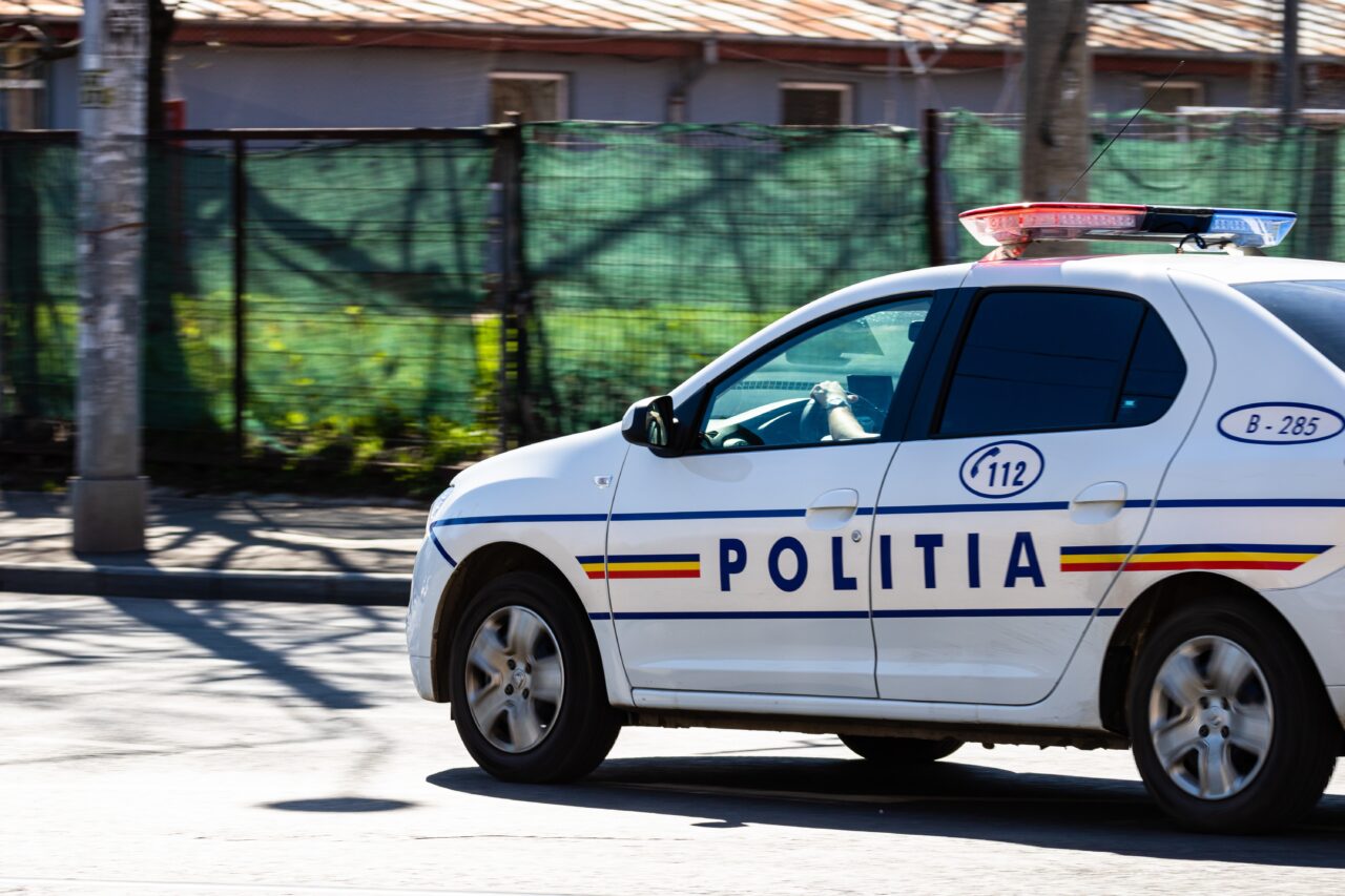 Un client al unei bănci din Slatina și-a dat foc în sediul unității bancare. Care ar fi fost motivul