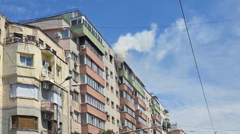 Incendiu în centrul Capitalei. Pompierii au intervenit de urgență