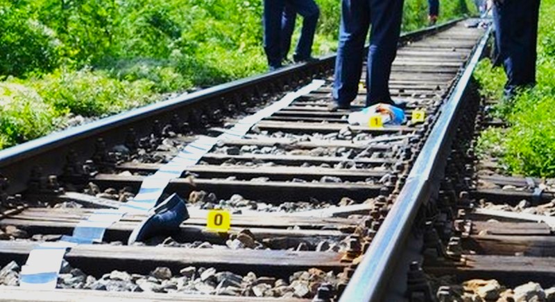 Copil de 13 ani lovit mortal de tren la Fetești. Familia îl dăduse dispărut și sunase la 112 înainte de tragedie