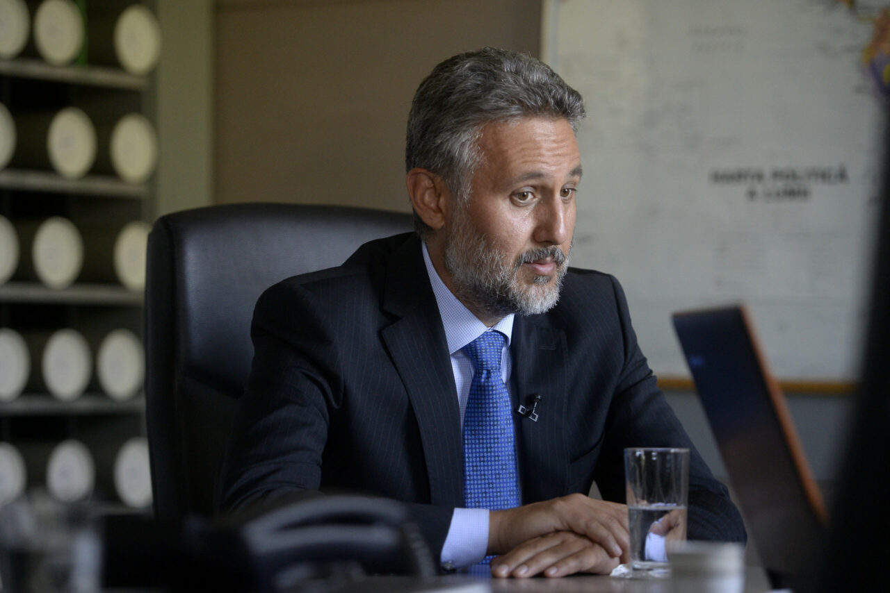 Nicușor Dan îl trimite pe Marius Lazurca la întâlnirea Comandamentului militar al NATO