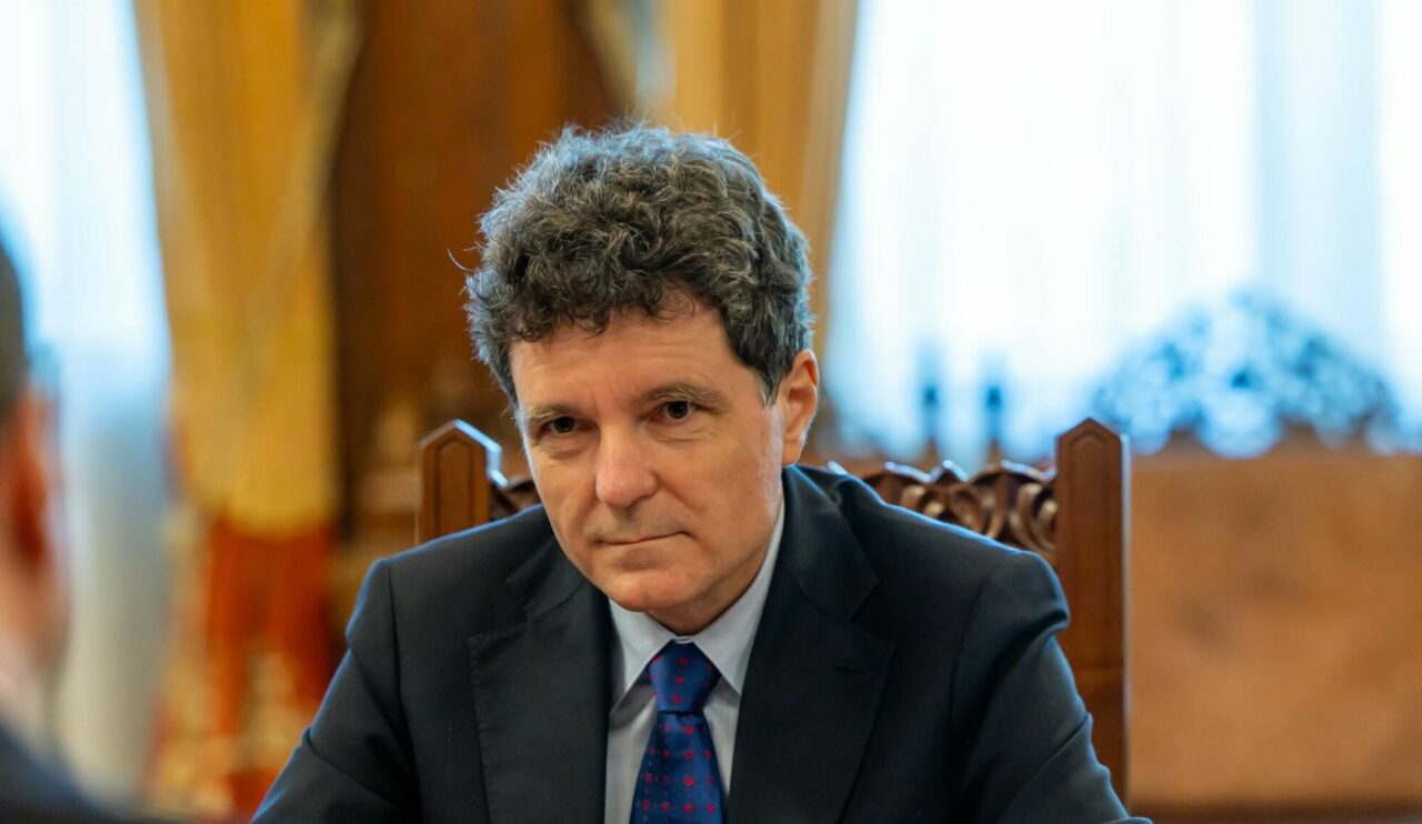 Nicuşor Dan a transmis un mesaj de condoleanțe după viiturile cumplite din Nepal și China