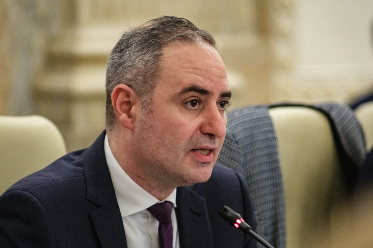 Avertisment al ministrului de Finanțe. Alexandru Nazare: Reducerea deficitului bugetar nu poate fi amânată