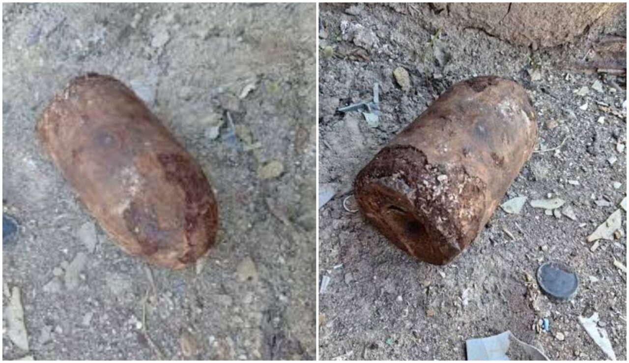 Proiectil din Al Doilea Război Mondial, descoperit de un grup de muncitori, în Miercurea-Ciuc