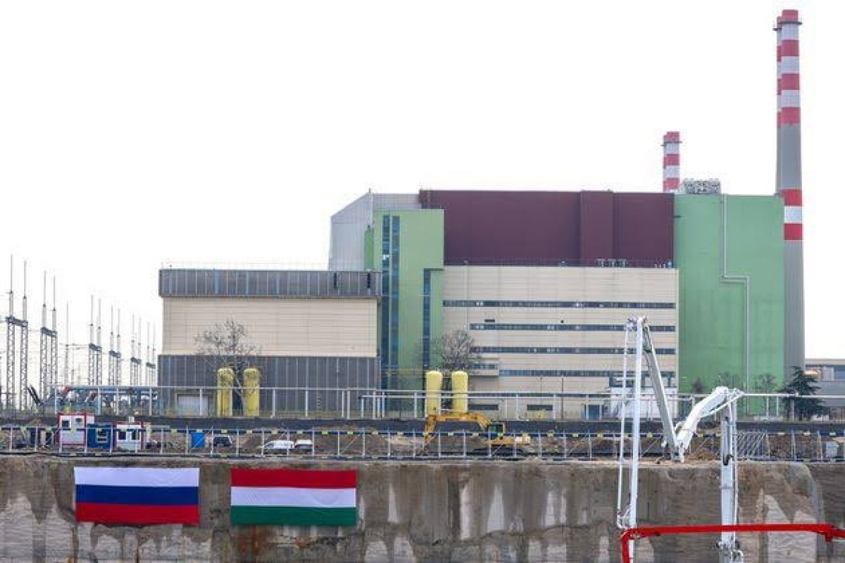 Acuzații de „neglijență deliberată” la un proiect nuclear Rosatom din Egipt. Unda de șoc poate afecta centrala Paks II din Ungaria