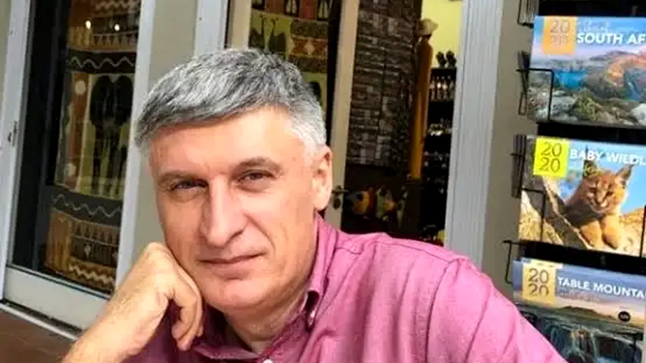 Fostul consilier al lui Traian Băsescu, cercetat de DIICOT pentru pornografie infantilă, reclamă că i-a intrat cineva în casă și dă vina pe șeful SPP