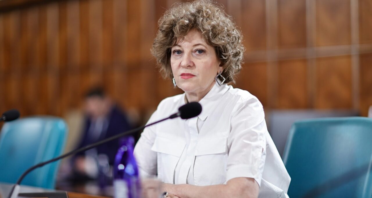 Oana Gheorghiu reia teza lui Bolojan că PSD e de vină pentru eșecul Legii salarizării