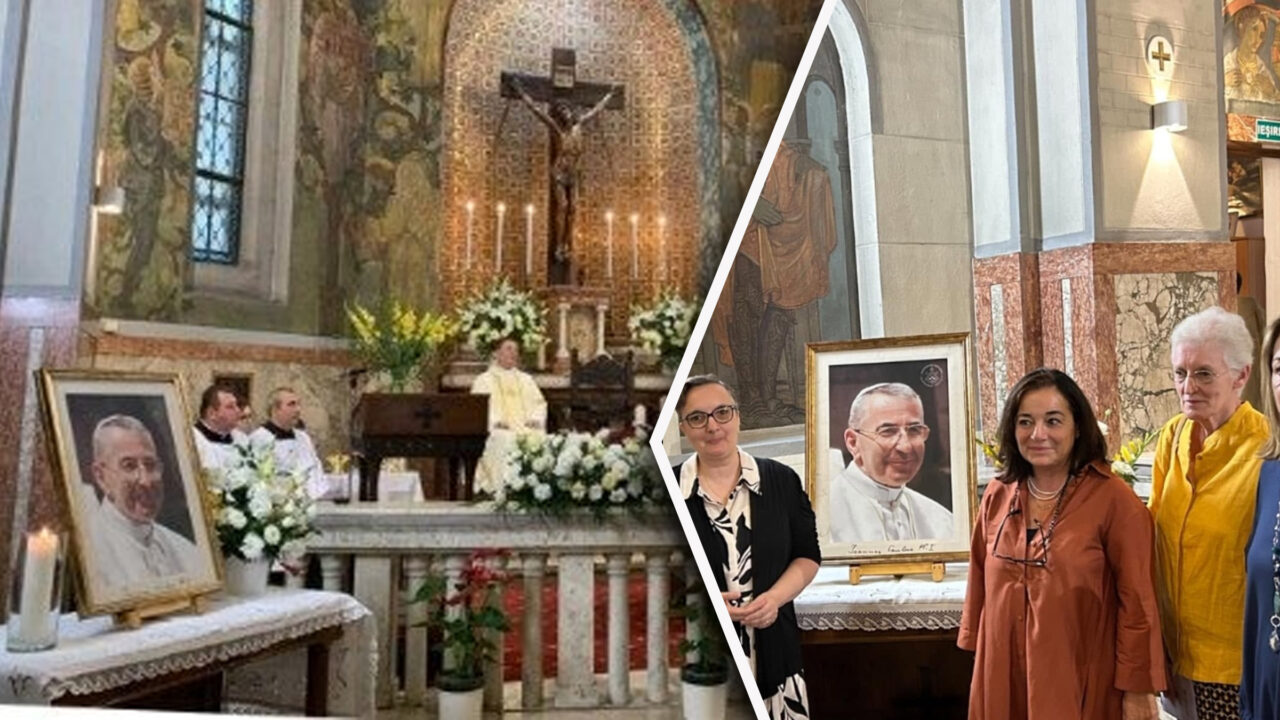 O femeie care a condus o delegație pentru canonizarea Papei Ioan Paul I a donat o icoană și o relicvă Bisericii Italiene din București