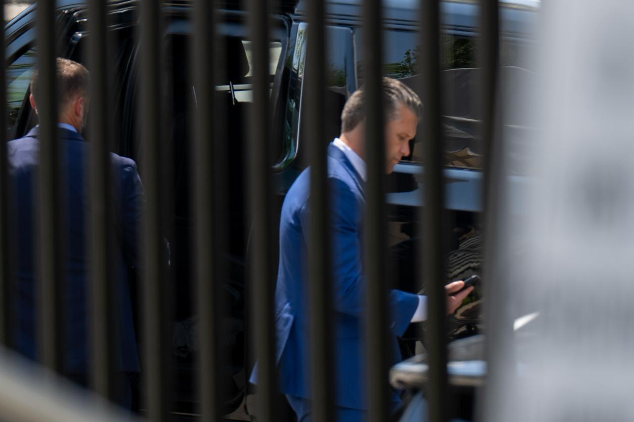 Directorul CIA, șeful Statului Major Întrunit și secretarul Apărării, în vizită la Donald Trump pentru a discuta concluziile vizitei de la Moscova