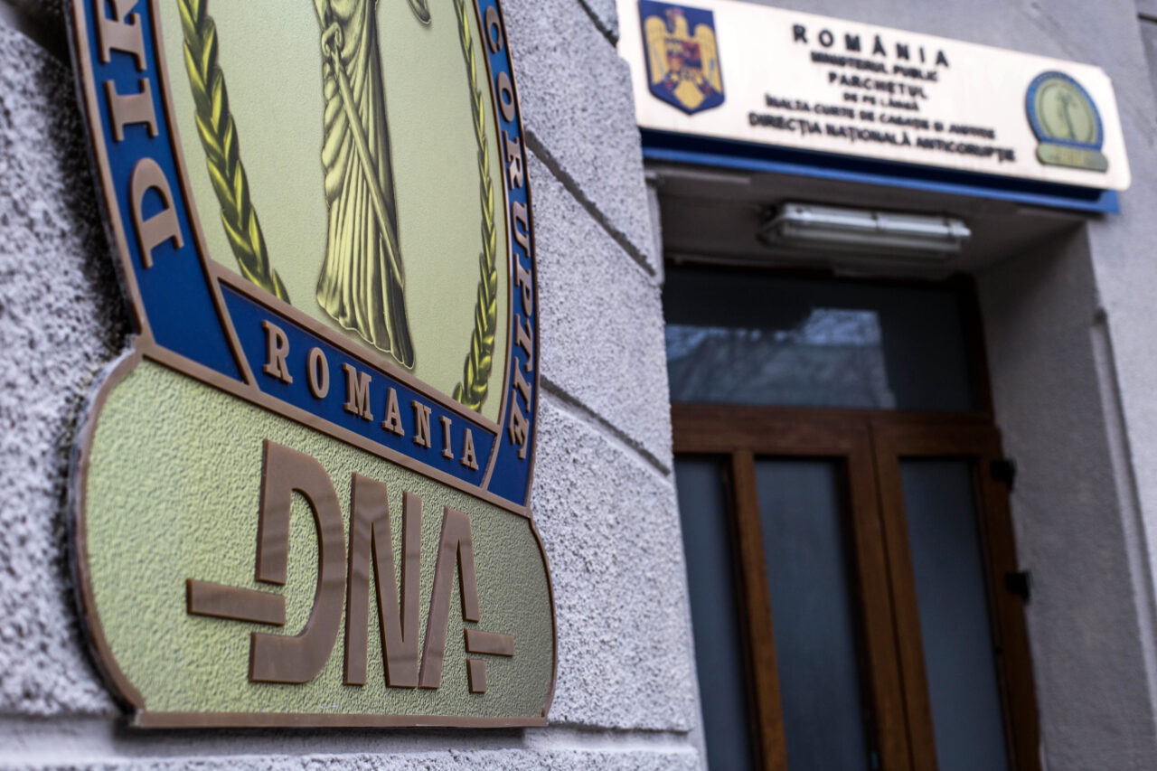 Prefectul de Covasna a fost trimis în judecată. Care sunt acuzațiile