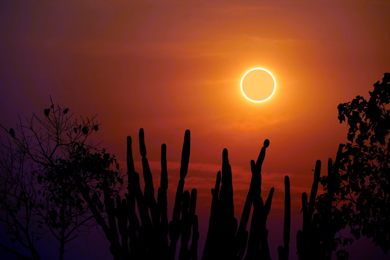 Un sat cu 10 locuitori va deveni centrul atenției în timpul eclipsei totale de Soare din 2026. Întunericul se va lăsa de două ori într-o noapte